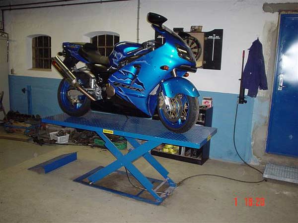 Low closed Lift Motor bike (Section 1)