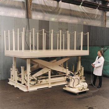 Lift Table to raise fork truck in nuclear industry